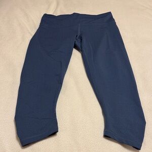 PRANA Women’s Size Medium Blue Athletic Crop Capri Yoga Leggings